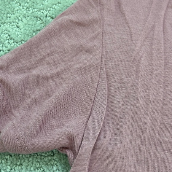 Tshirt - Picture 4 of 5